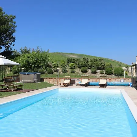 San Giuseppe Aparthotel Peglio (Pesaro and Urbino)